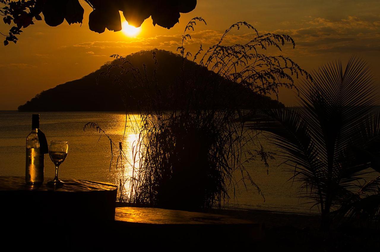 Mgoza Lodge Cape Maclear Exterior foto